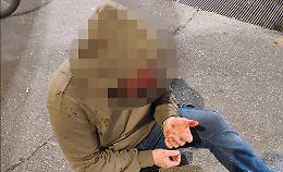 Rissa choc in corso Torino: uomo pestato a sangue, la denuncia