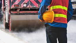 Asfalto nuovo in via Casale a San Mauro: tre sere per chiudere il cantiere. Ecco i disagi previsti