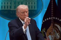 Trump minaccia l&rsquo;ecatombe, poi frena tutto: tregua di due settimane sull&rsquo;Iran e Hormuz al centro del negoziato