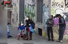 Droga a pochi passi dalla Mole e dalle scuole: blitz dei carabinieri nel quartiere Santa Giulia (FOTO&VIDEO)