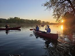 Il pontile del Bricel funziona: arrivano dalla Svizzera per pagaiare sul Po a Chivasso