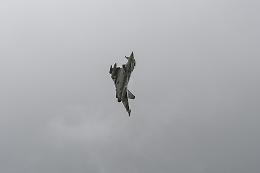 Caccia ed elicotteri nei cieli del Canavese. "Aiuto: siamo in guerra!"