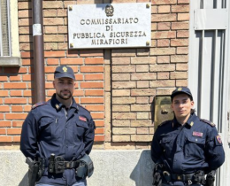  Tenta di lanciarsi dal ponte: a Torino salvato dalla polizia in extremis