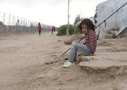 Bambini soli tra le macerie: l&rsquo;incubo Libano dopo i raid lampo