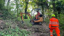 Sentieri liberati da frane e alberi caduti: continua il lavoro dei volontari a San Raffaele Cimena