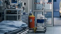 Infermiere aggredito alle Molinette: calcio al petto e torace fratturato