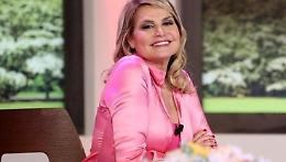 &ldquo;A Milano ti frega l&rsquo;aperitivo&rdquo;: Simona Ventura scuote Vinitaly sul rapporto con l&rsquo;alcol