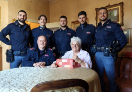 Finto carabiniere alla porta di un&rsquo;anziana: arrestato 21enne a Torino