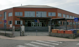 Rubati i computer, risponde la citt&agrave;: Caluso si mobilita e riempie la scuola di solidariet&agrave;