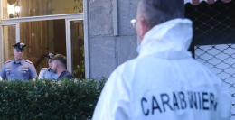 Uccise a coltellate la moglie davanti alla figlia disabile, scontro tra psichiatri sulla capacit&agrave; di intendere e volere 