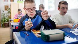 Scuola e disabilit&agrave; in Piemonte, il sistema non regge: inclusione promessa, ma senza personale resta un&rsquo;illusione