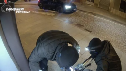 Bancomat fatti saltare con esplosivi &ldquo;da guerra&rdquo;: smantellata la banda della marmotta