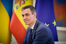 Spagna, il paradosso del gas: Pedro S&aacute;nchez condanna Mosca, ma a marzo firma il record storico di GNL russo
