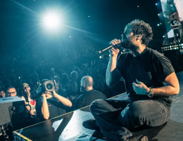 Paradiso conquista Roma: duetto con Franco126 e cori da stadio, &egrave; gi&agrave; sold out