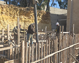 Una cisterna per l'acqua in Cisgiordania. Quando una citt&agrave; non si gira dall'altra parte