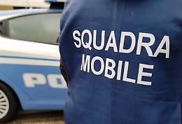 Droga e pistola in auto a Torino: due giovani arrestati a Mirafiori