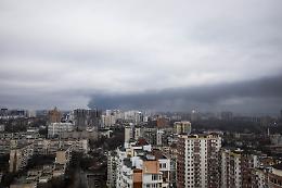 Odessa, il porto sotto assedio: i droni russi colpiscono il cuore logistico dell&rsquo;Ucraina e uccidono un ferroviere a Zaporizhia