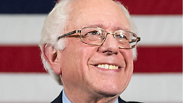 Bernie Sanders al Salone del Libro: arriva a Torino con il manifesto &ldquo;Contro l&rsquo;oligarchia&rdquo;