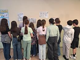 Ivrea, i disegni dei bambini nella sala d&rsquo;attesa della Radiologia