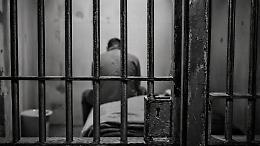 Carceri al collasso, sovraffollamento al 138%: oltre 17mila detenuti in pi&ugrave;