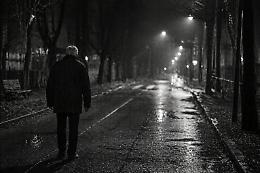 Torino, notte di paura: anziano scompare nel nulla dopo aver accompagnato la moglie
