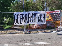 "Guerra uguale m...": a Chivasso un 25 Aprile di protesta