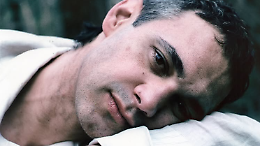 Concerti all&rsquo;alba: il nuovo tour di Cosmo rompe gli schemi (e parte da un&rsquo;idea semplice)
