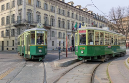 Torino riscopre i suoi tram storici: tour tra memoria e cultura
