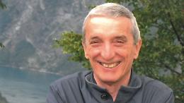 Addio a Mario Bironzo, il medico di un'epoca che non c'&egrave; pi&ugrave;. Quella dedizione al lavoro e quell&rsquo;aura che lo accompagnava ovunque