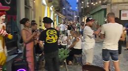 Mangiare insieme per ritrovarsi: Ivrea riscopre il calore della strada