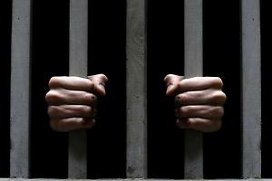 Aggredito agente della polizia penitenziaria. Detenuto grida: "Allah akbar"