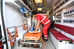 Gravissimo incidente sulla SP11: due persone estratte dalle lamiere