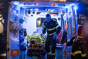Incidente mortale dopo un frontale devastante, muore un trentenne e altri finiscono in ospedale