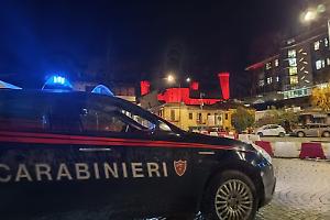Palpeggia una ragazzina in centro a Chivasso, fermato 25enne nigeriano