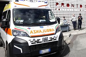 Grave incidente sul lavoro ad Alessandria: uomo precipita dal terzo piano