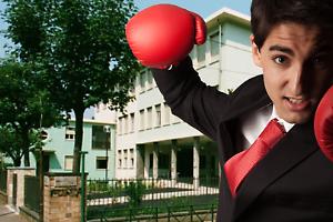 Studente aggredisce due professori all’istituto Zerboni di Torino: un docente finisce al pronto soccorso