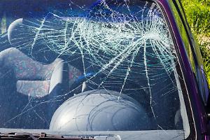 Malore al volante scatena tamponamento a catena a Torino