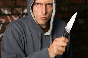 La legge del coltello: Torino ostaggio delle bande e dei maranza