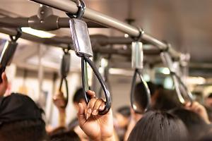 Primavera di terrore a Torino: 16enne perseguitata e molestata da 27enne