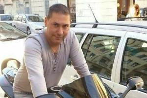 Aveva dolori al petto. I medici lo rimandano a casa. È morto nel letto