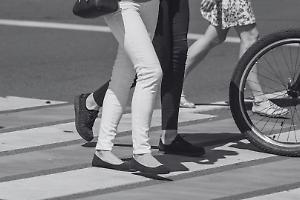 Travolta sulle strisce a Torino, paura per una donna che finisce in ospedale