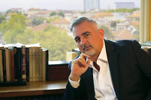 Imprenditore torinese detenuto in Venezuela: il dramma di Mario Burlò e l'angoscia della famiglia