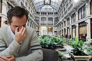 Galleria Subalpina nel mirino dei ladri: spaccate alla Luxemburg e da Baratti&Milano