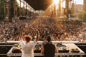 Blitz della polizia al Kappa Future Festival: droga, furti e scippi