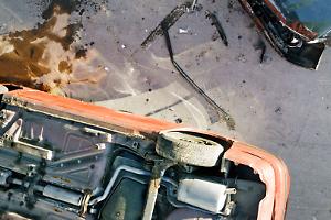 Esce di strada e si ribalta con l’auto: paura per una 31enne in Canavese