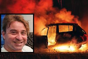 Tragedia nella notte, l’auto prende fuoco: muore carbonizzato a 44 anni