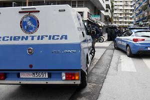 Tragedia a San Salvario, 82enne precipita dal sesto piano e muore sul colpo