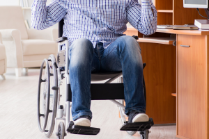 Studente disabile trascurato a scuola: a processo la dirigente del Salvemini di Torino