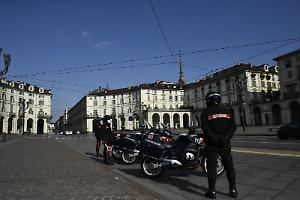 Donna molesta aggredisce i militari: due arresti in centro a Torino