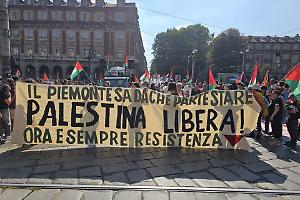 Violenze e danneggiamenti durante le proteste a Torino, la Procura chiede gli arresti domiciliari per 18 antagonisti